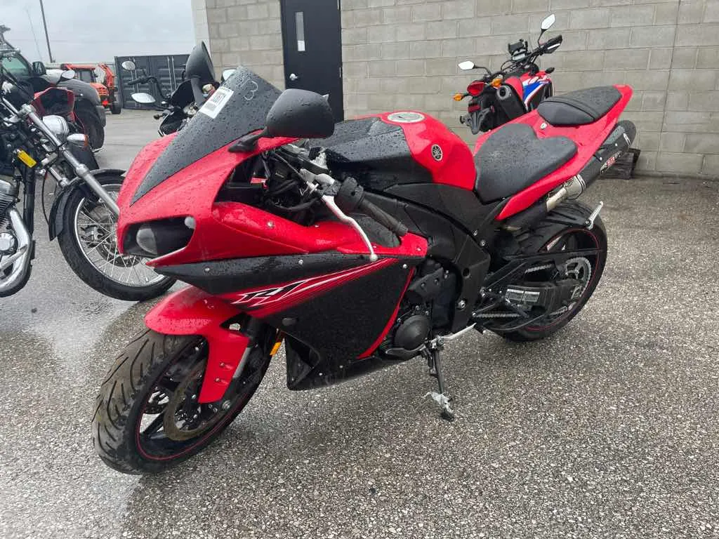 Non-Operable 2013 Yamaha YZFR1