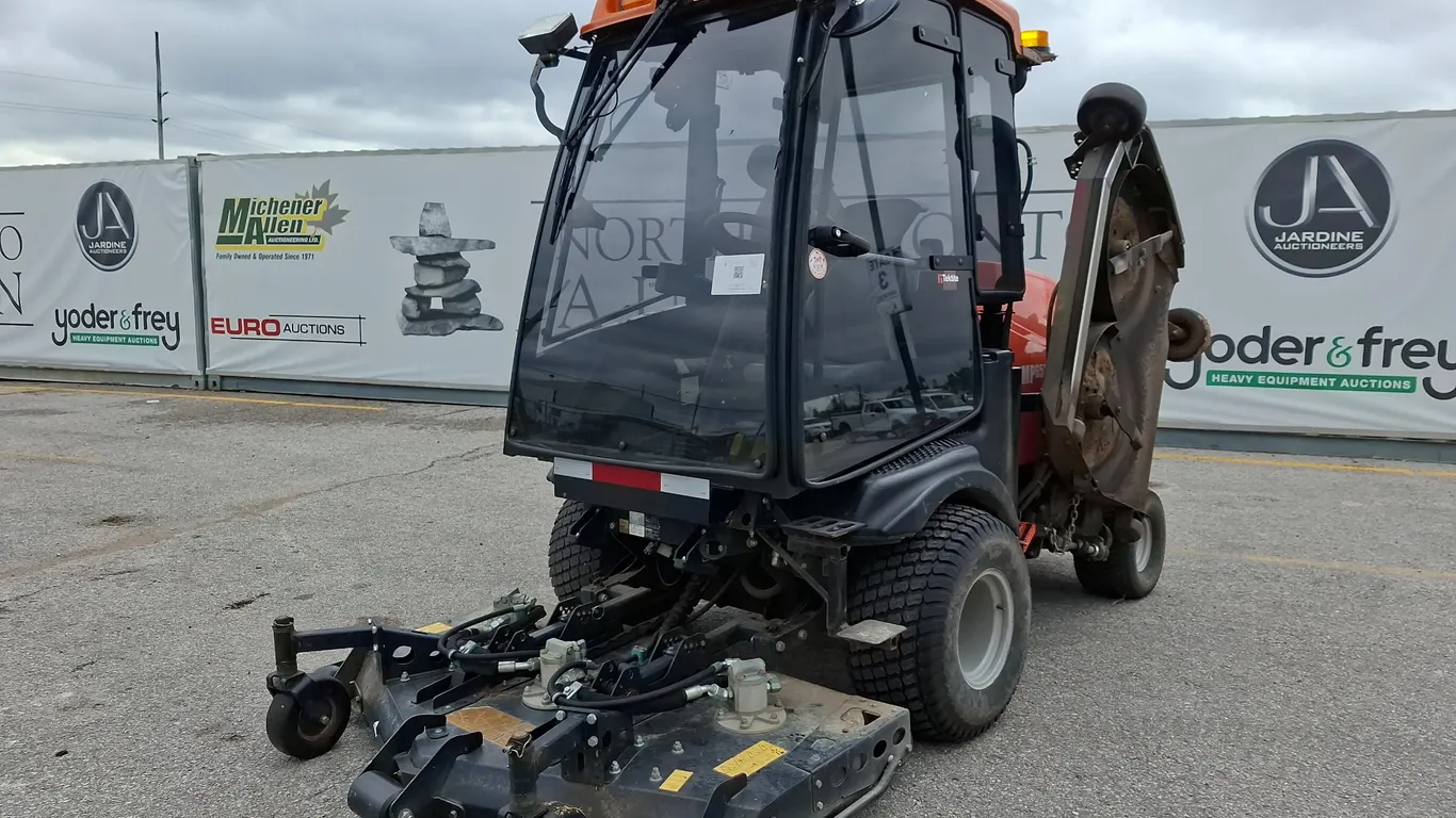 2015 JACOBSEN MOWER R311