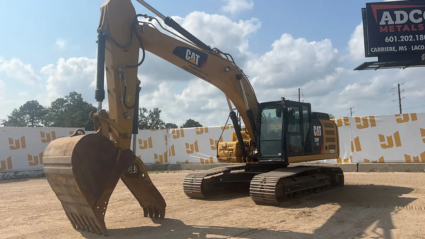 2019 CATERPILLAR 326FL HYDRAULIC EXCAVATOR SN: FBR20938