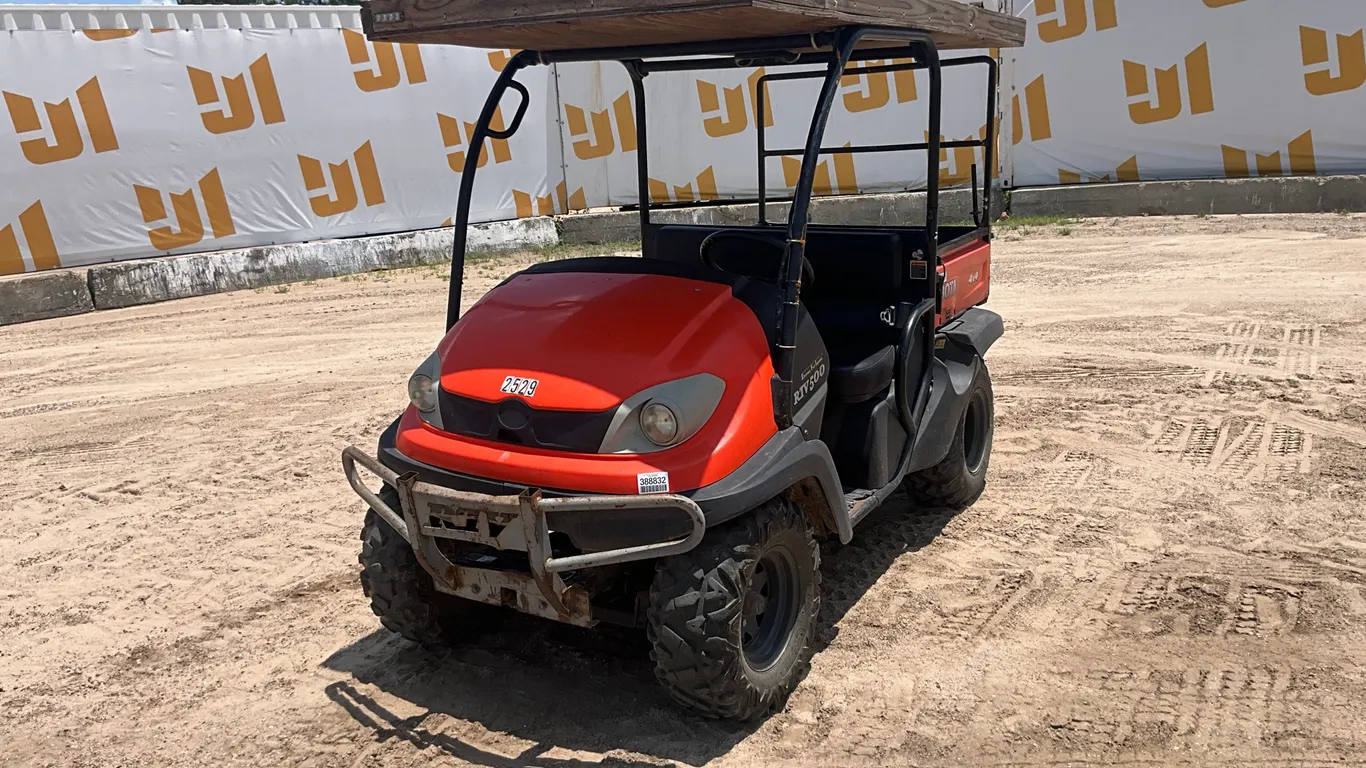 2017 KUBOTA RTV500 4X4 UTV SN: A5A1CGACHG046603