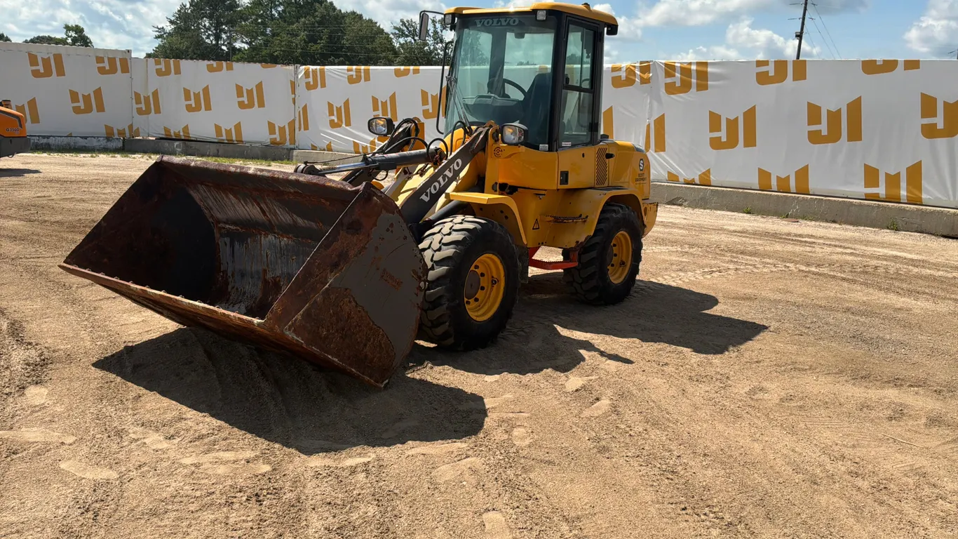 2022 VOLVO L30G WHEEL LOADER SN: JCEL30SL03224680