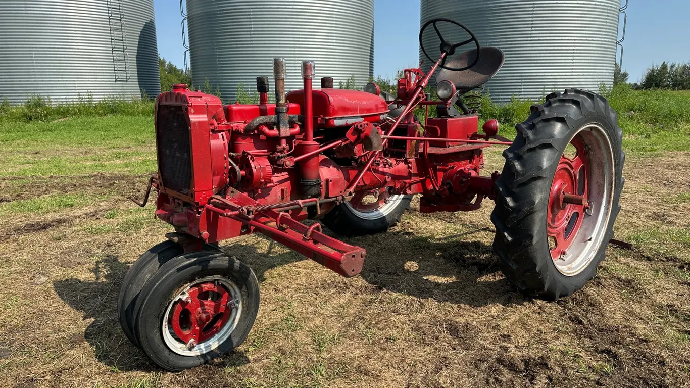 International Harvester FC 2WD Tractor