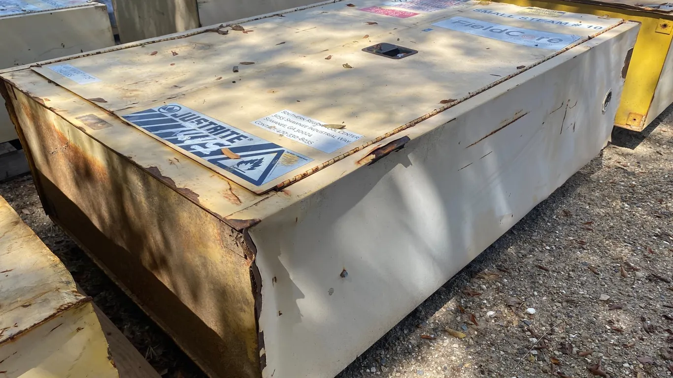 JUSTRITE FLAMMABLE SAFETY CABINET