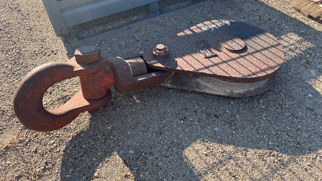 MCKISSICK 30 TON SNATCH BLOCK