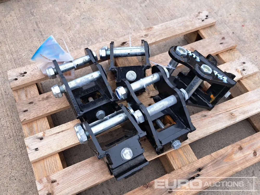 Unused Quick Hitch to suit Mini Excavator (4 of)