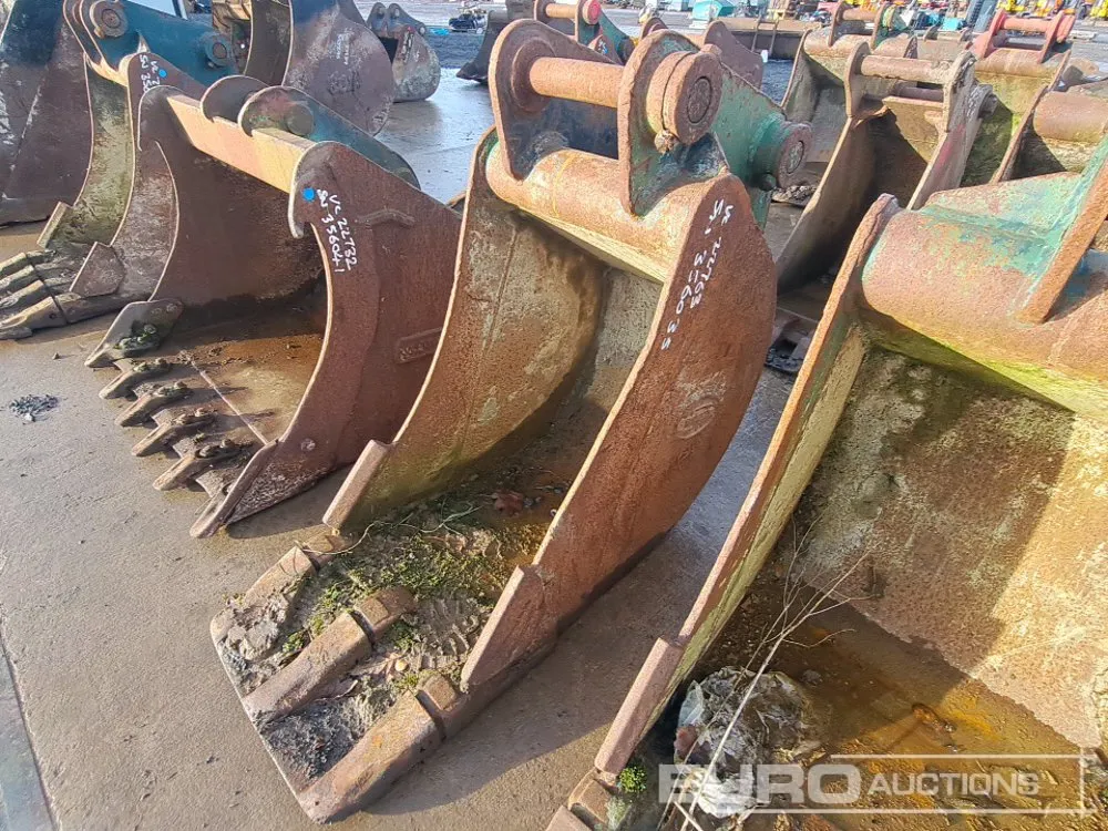 18" Strickland Digging Bucket 45mm Pin to suit 4-6 Ton Excavator