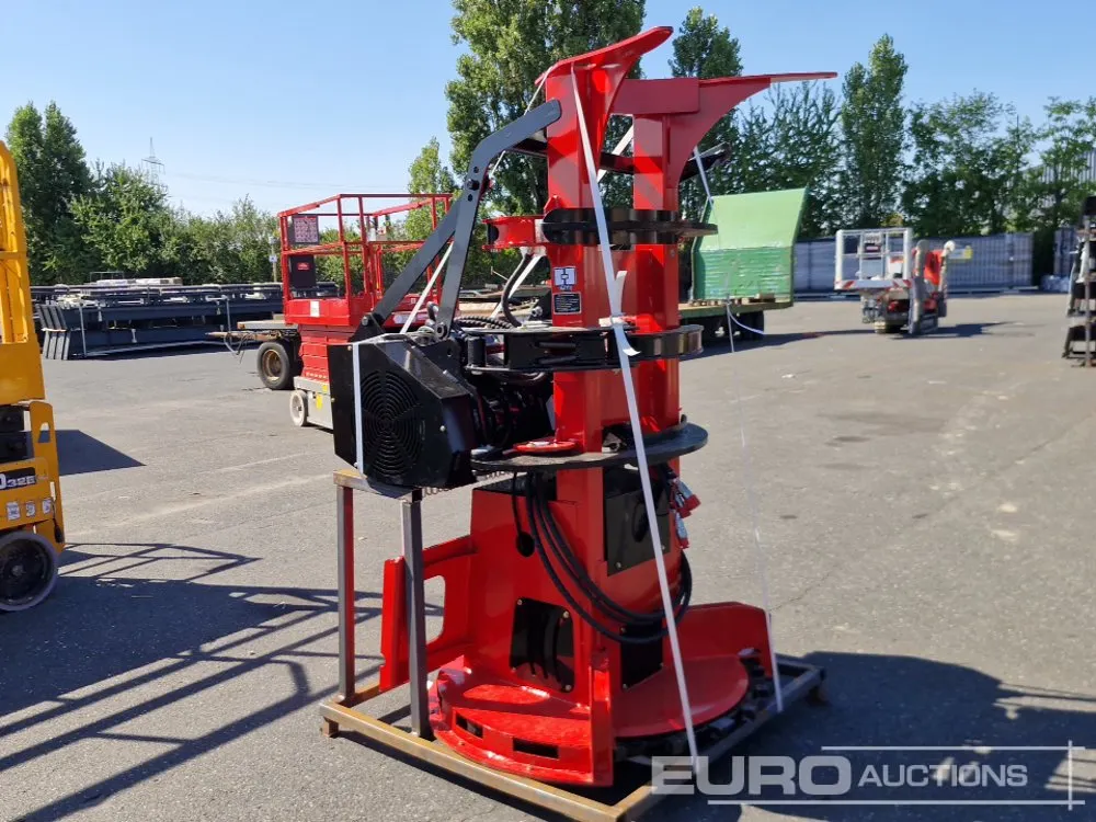 Unused 2026 32" Mulcher to suit MINI SKIDSTEER LOADER. 30" Tree Feller with Hydrauic Clamps to suit SKIDSTEER LOADER