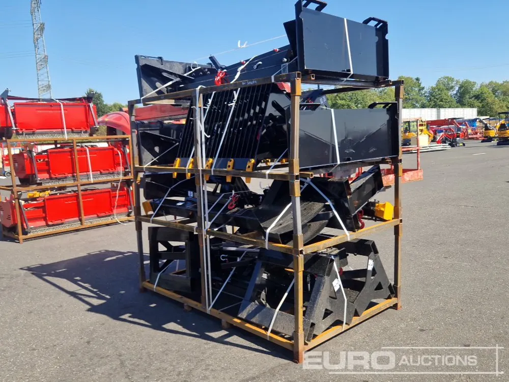 Unused 2026 Telescopic Arm Extentions to suit FORKLIFT (6 of). Telescopic Arm (2 of), 44" Sorting Buckets (2 of) to suit MINI SKIDSTEER LOADER. Telesc