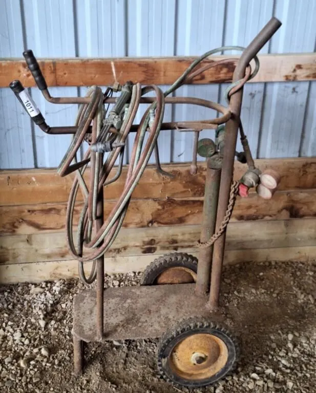 Oxygen Acetylene torch cart and cutting torch