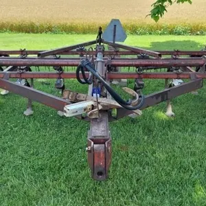 International 45 Vibrashank cultivator 15" with