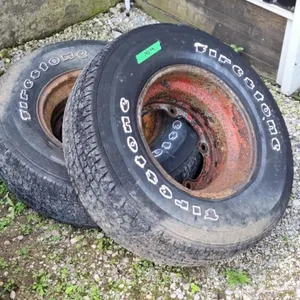 2 Firestone P235/75R15 tires