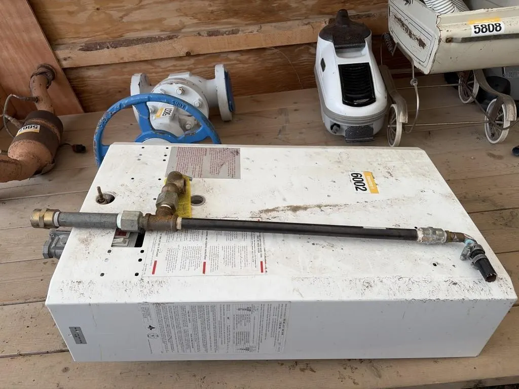 117,000 BTU Natural Gas Hot Water On Demand System