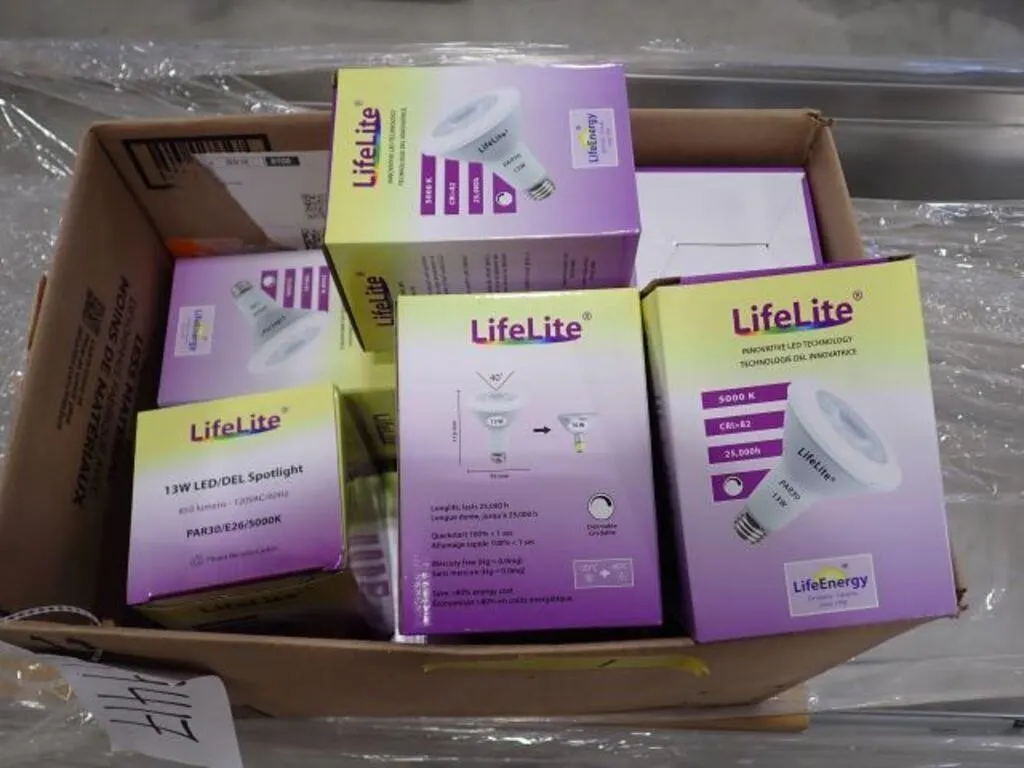 Qty Of (15) Life Lite 13 W LED Spotlight Bulbs