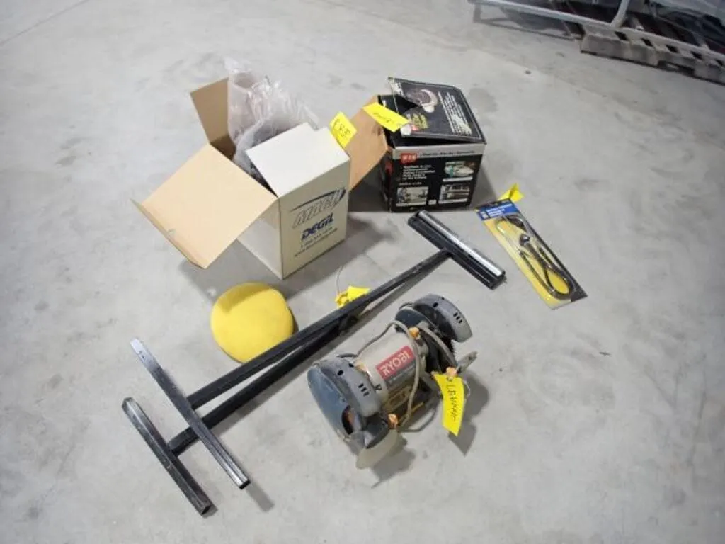 Bench Grinder & Car Waxer