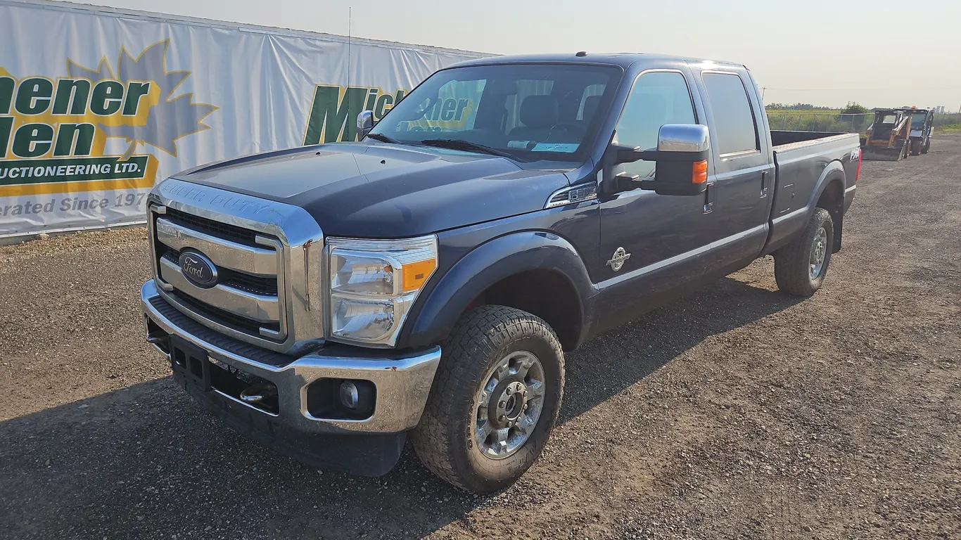 2013 Ford F-350 Super Duty 4x4 Lariat 4dr Crew Cab 8 ft. LB