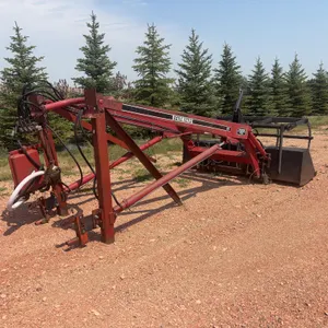 Farmhand F11 Loader