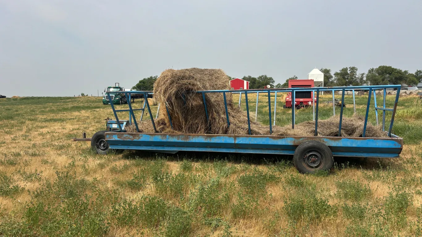 Werkmeister Hay Feeder