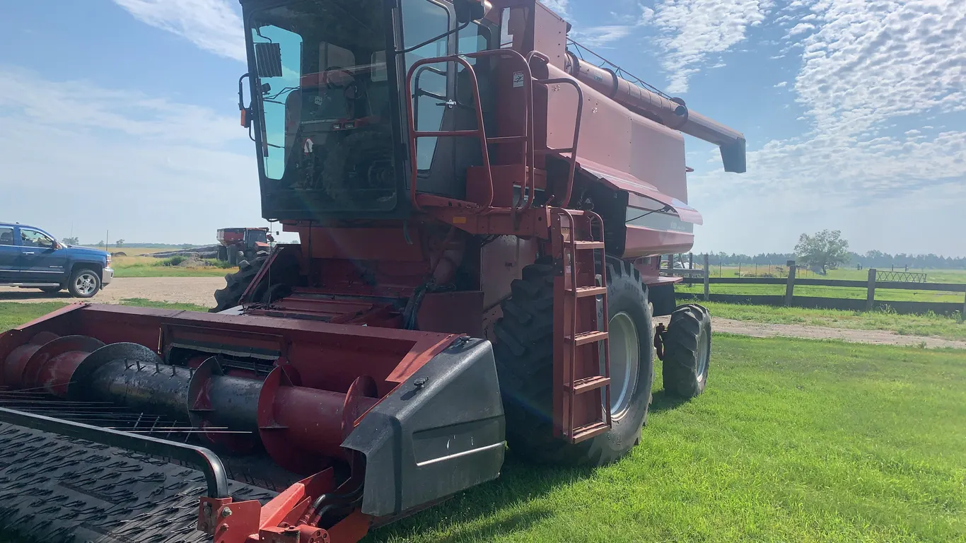 1992 Case IH 1680 Combine