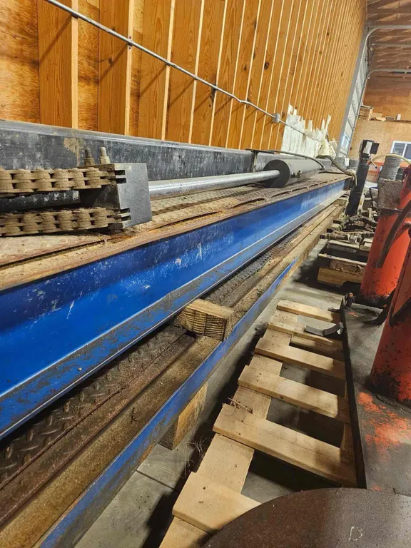 Forward Hoist