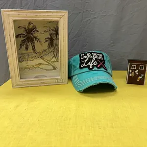 Savings bank, lake hat, and shed figure