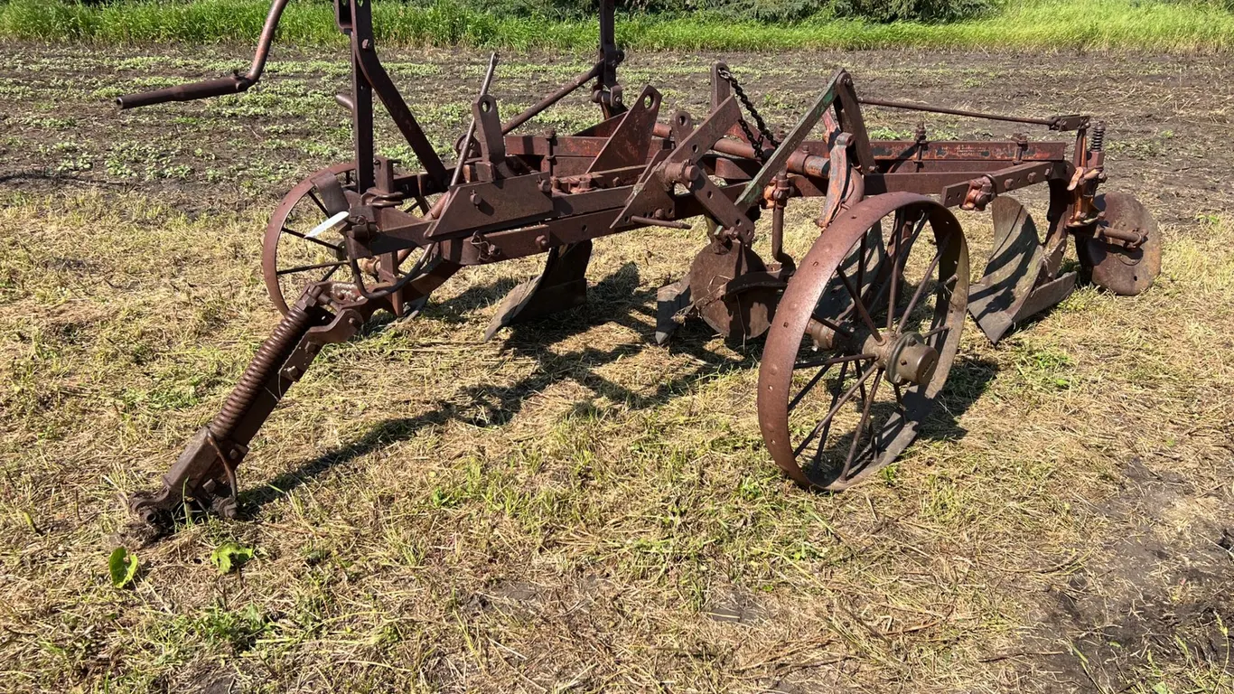 Oliver 4 Bottom Plow