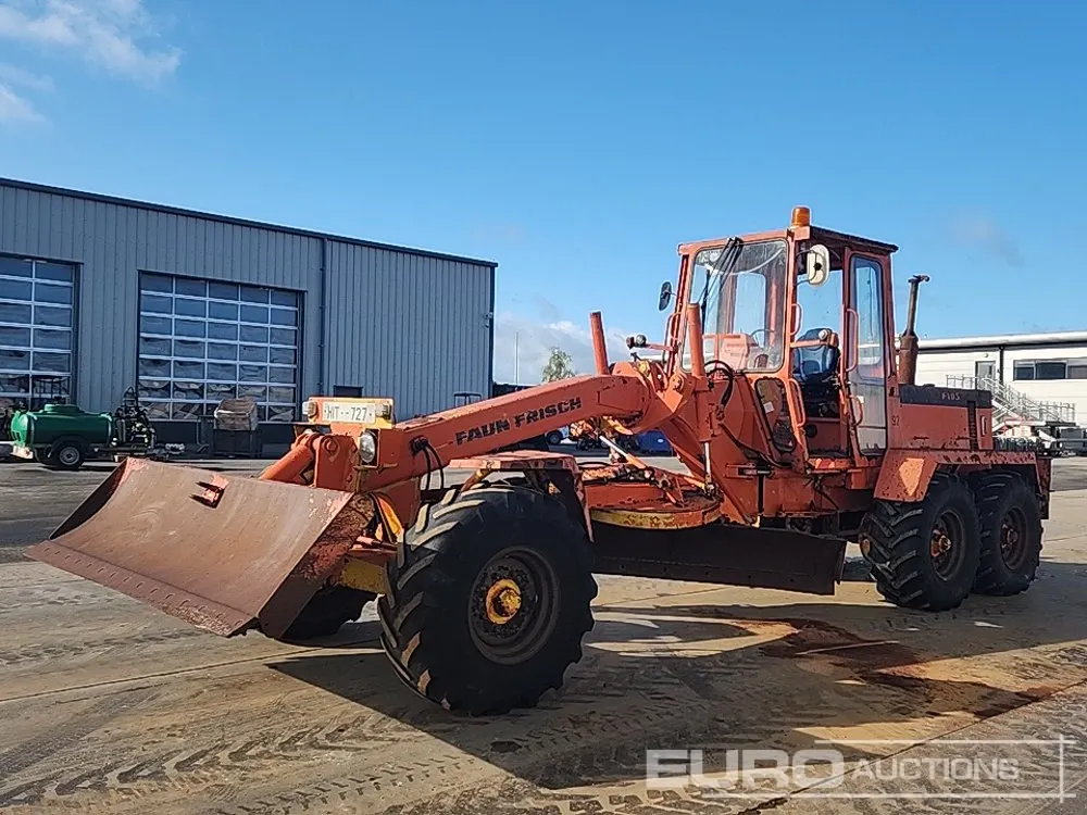 Faun Frisch F105 Motor Grader, Blade