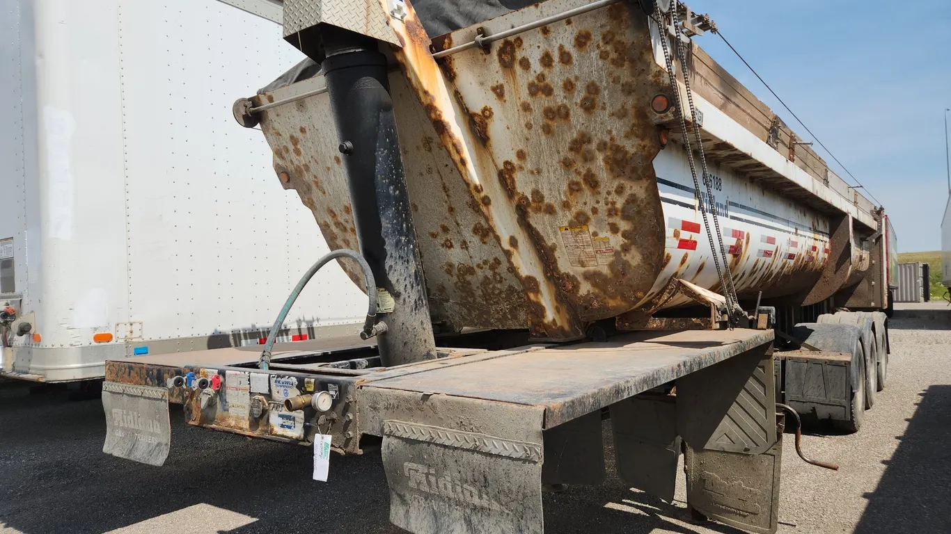 2006 Midland Mfg. Limited TRI/A End Dump