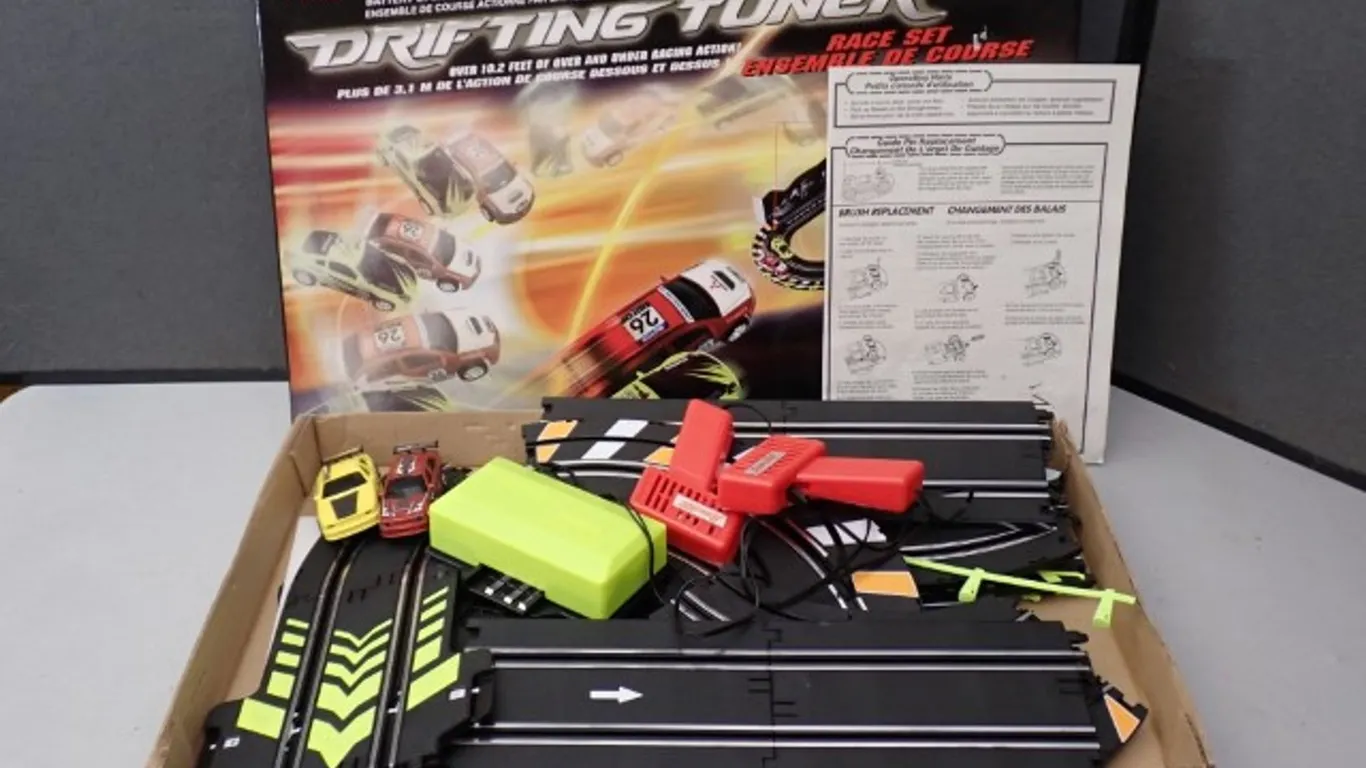 ARTIN Road Racing Set