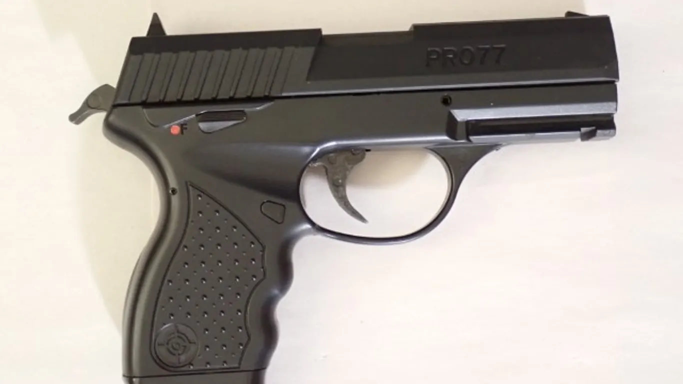 BB Pistol