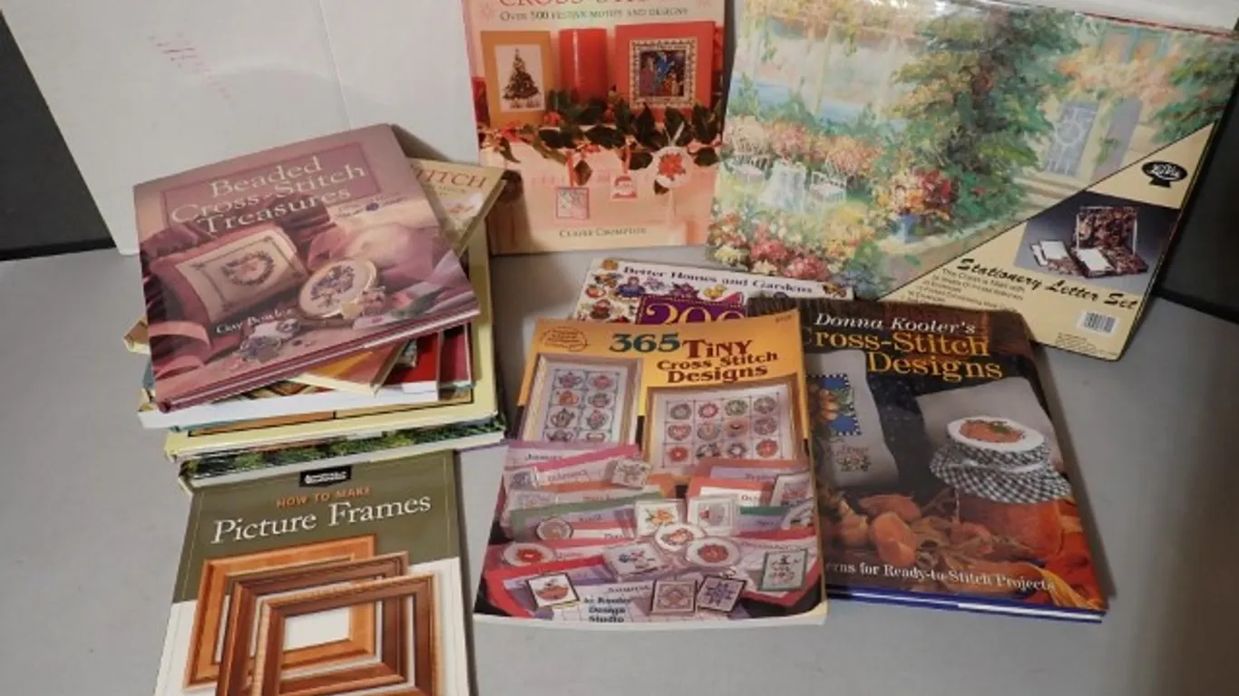 Hobby Books Plus