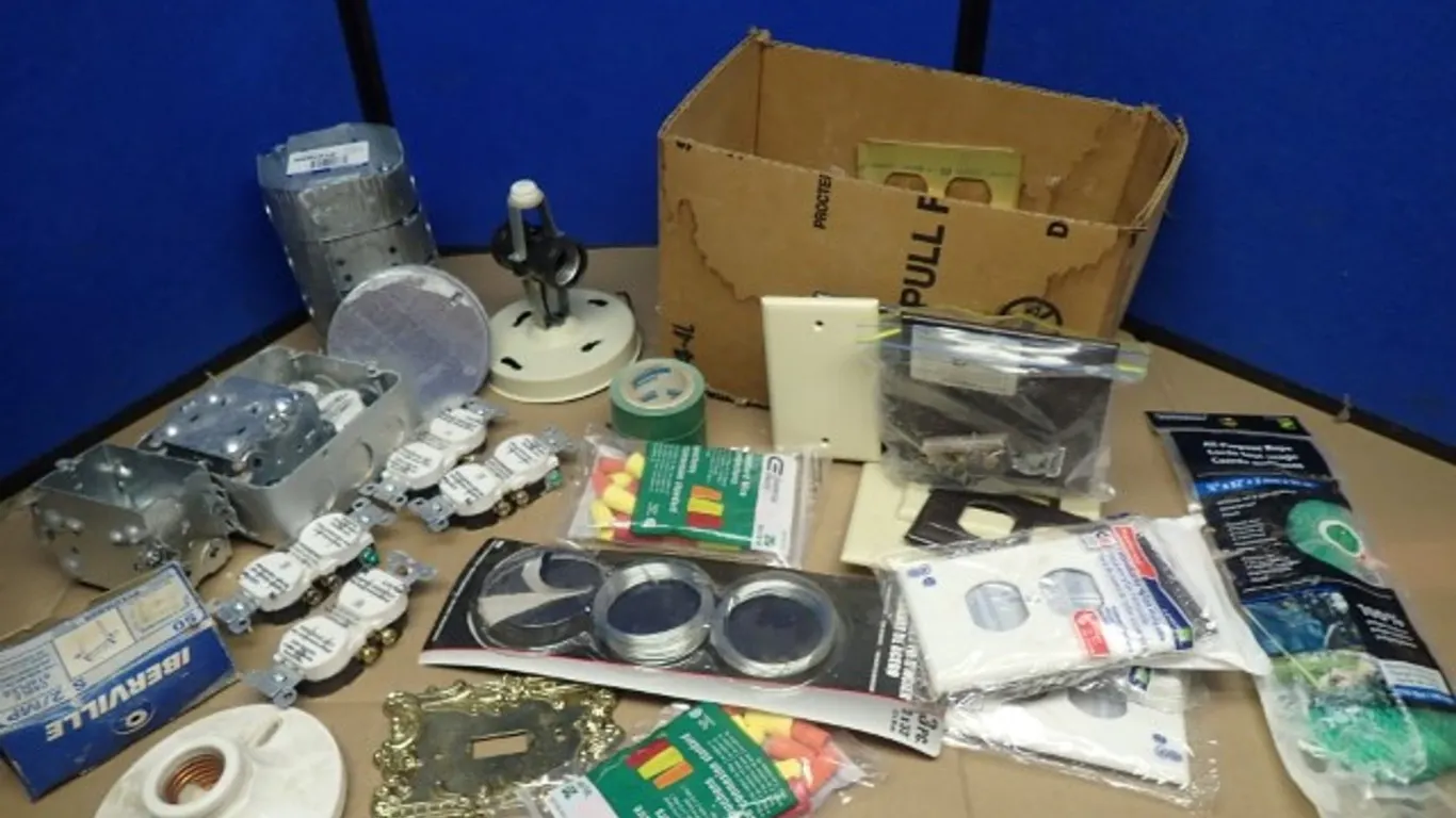 Assorted Electric parts