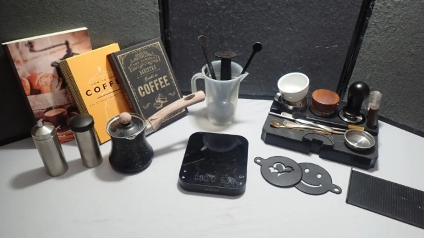 Glass Siphon, Coffee Maker and Kit