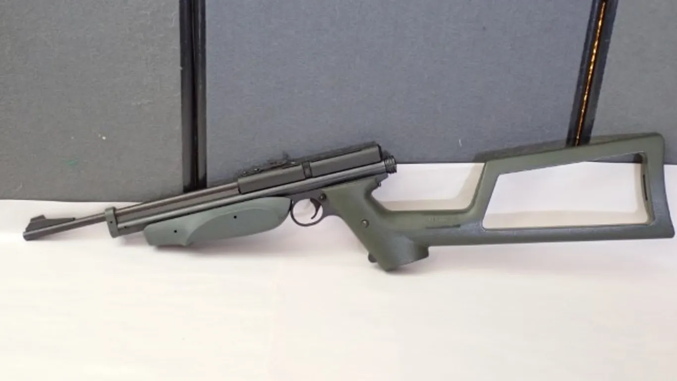 Pellet Gun
