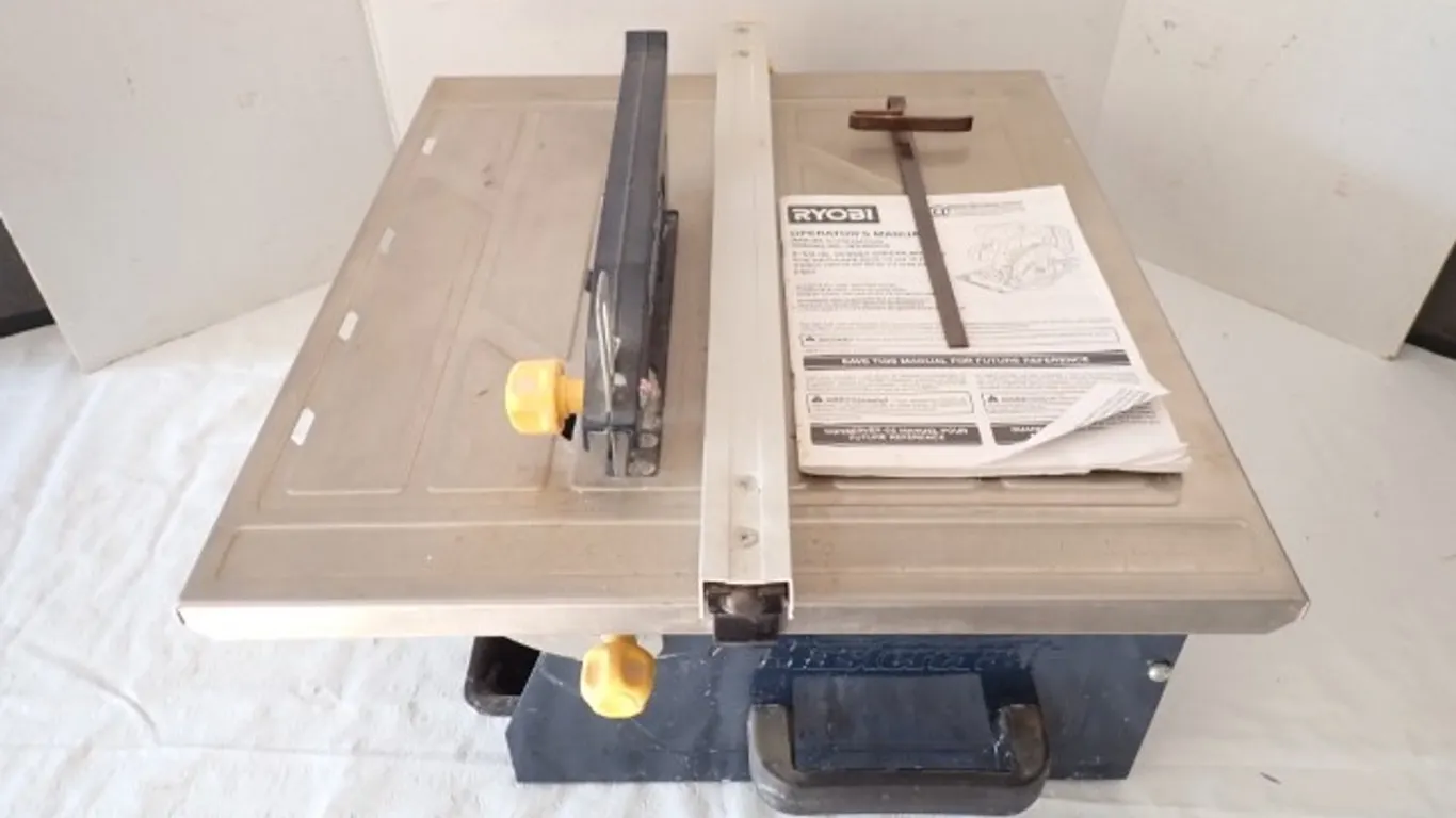 Wet Tile Saw