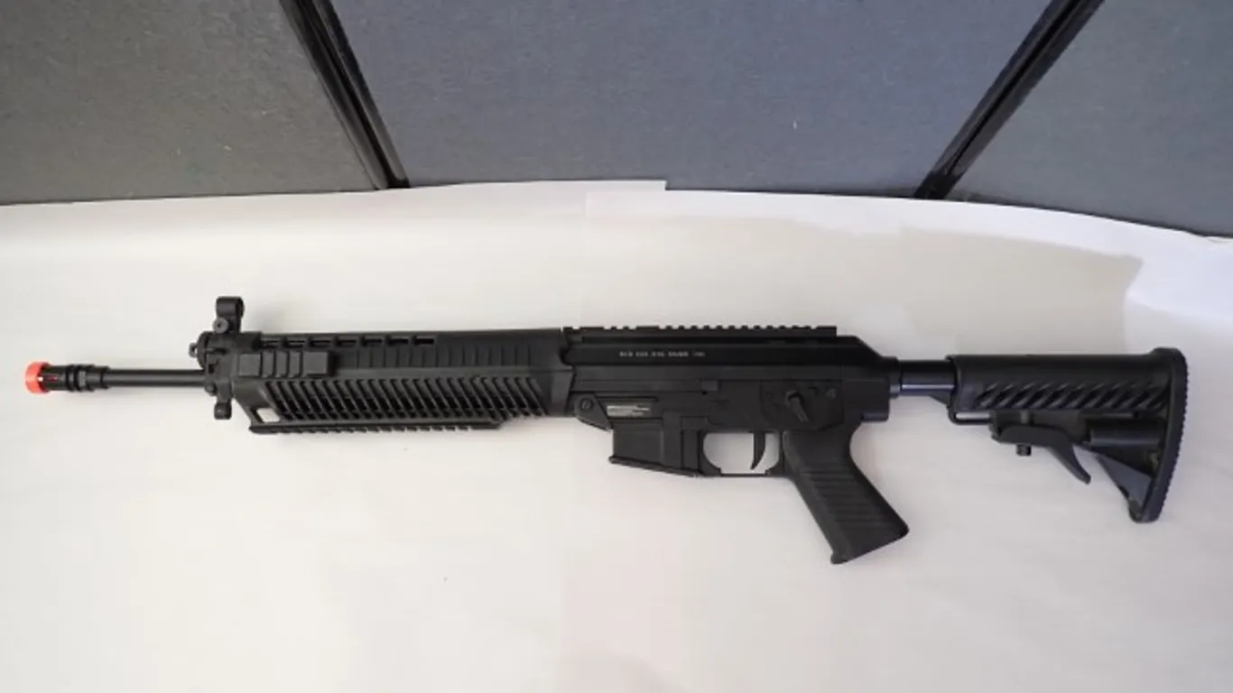 Airsoft Rifle