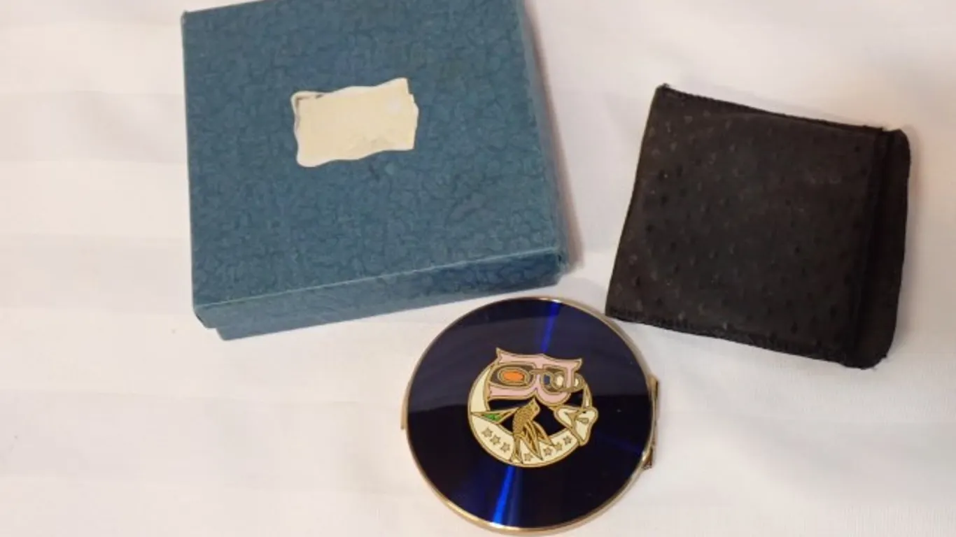 NEW Vintage Enamel Powder Compact/Makeup Mirror