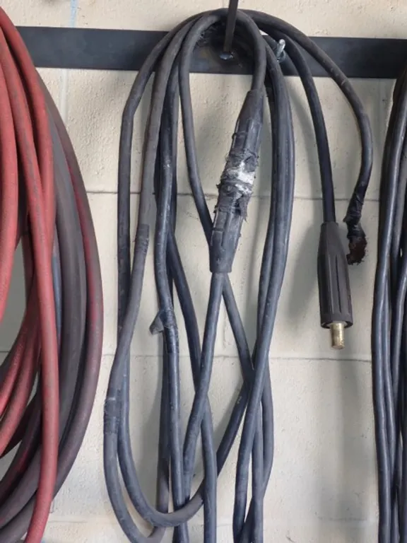 Welding Cable With Twist Lock Connector