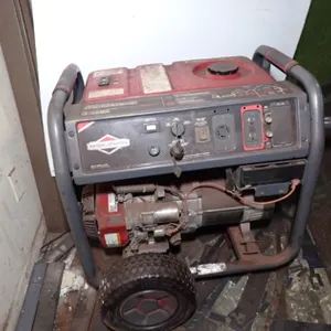 Briggs & Stratton Model 800062-05 Portable Gas Generator