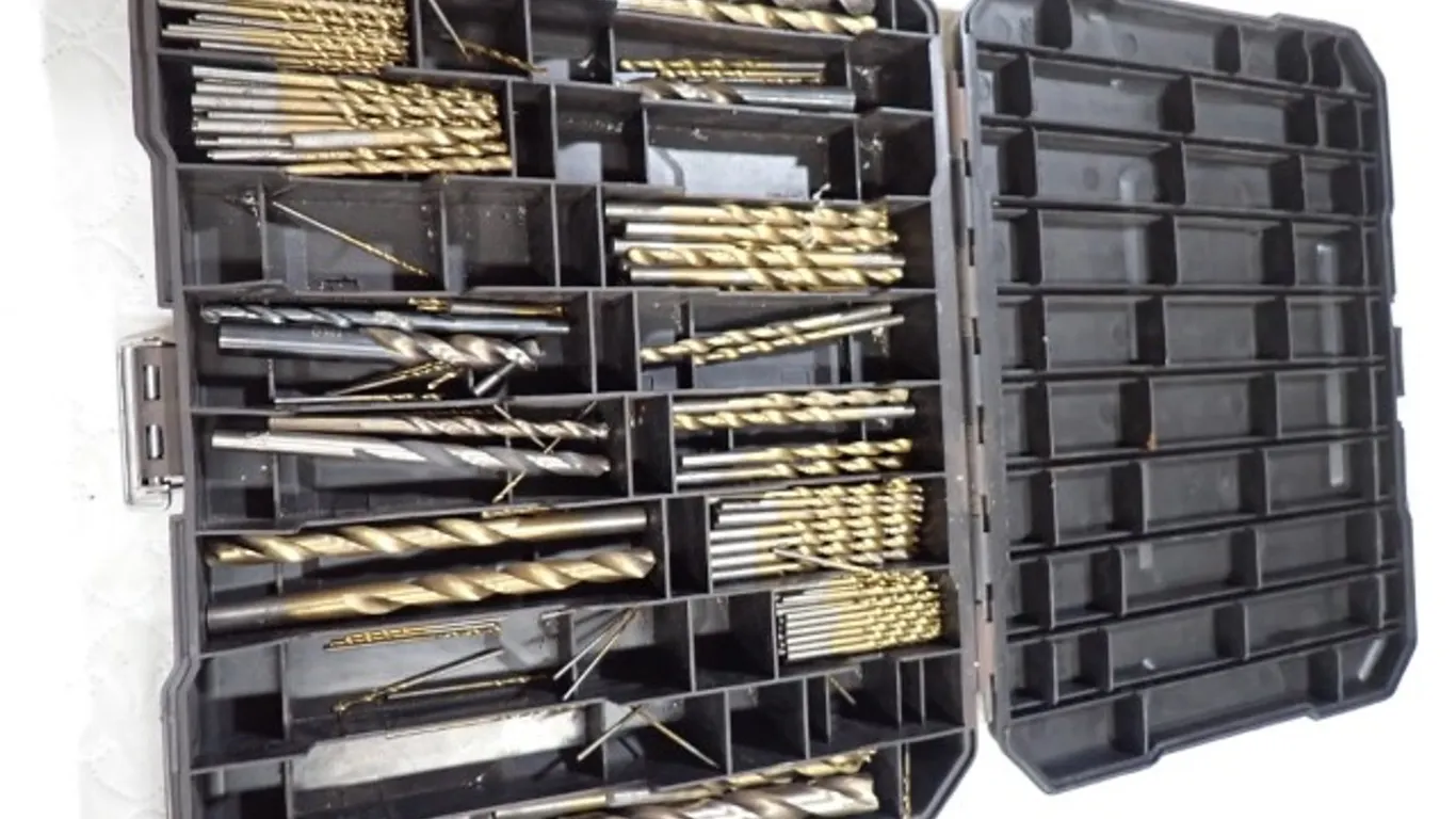 Mastercraft Drill Bit Case with assorted Drill Bits