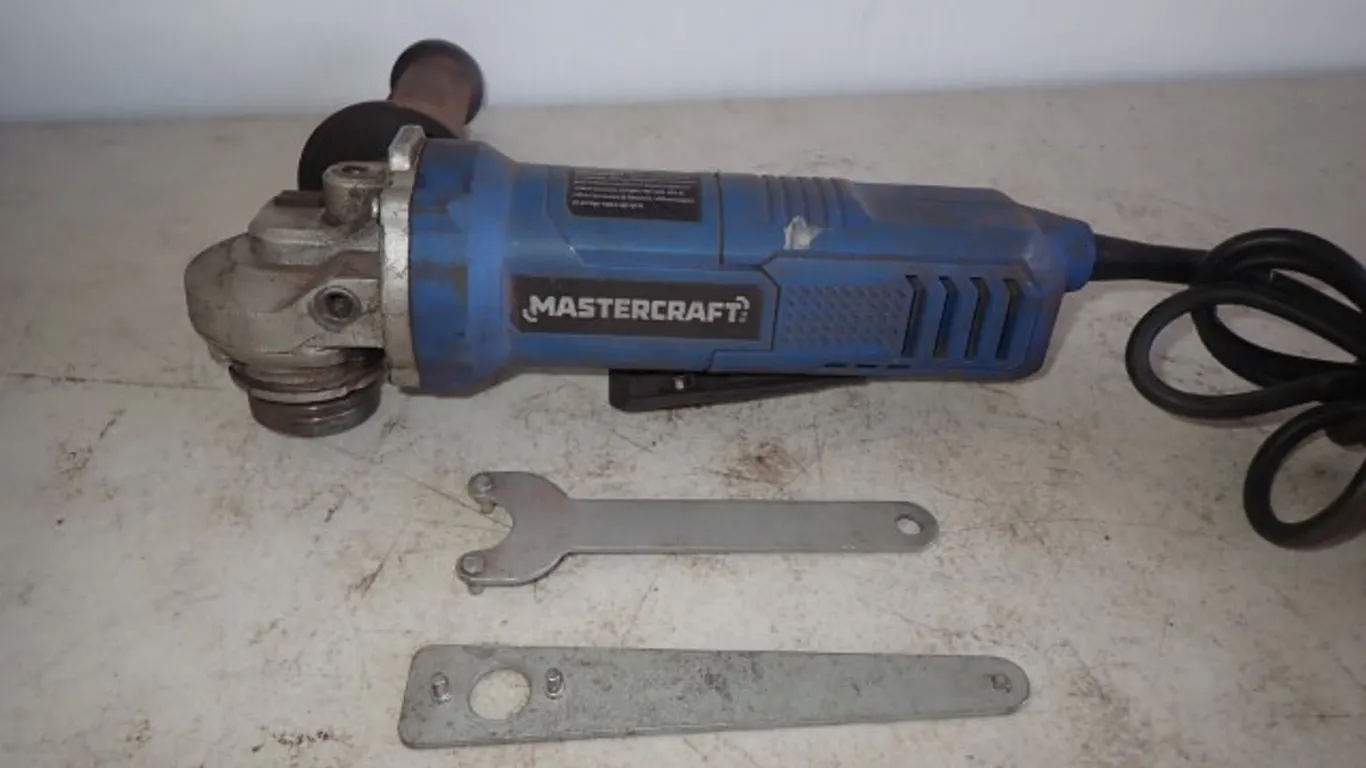 Mastercraft Corded Angle Grinder