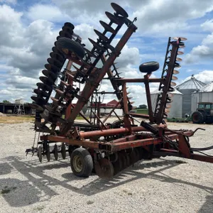 White 271  34' Disc W/ Harrow