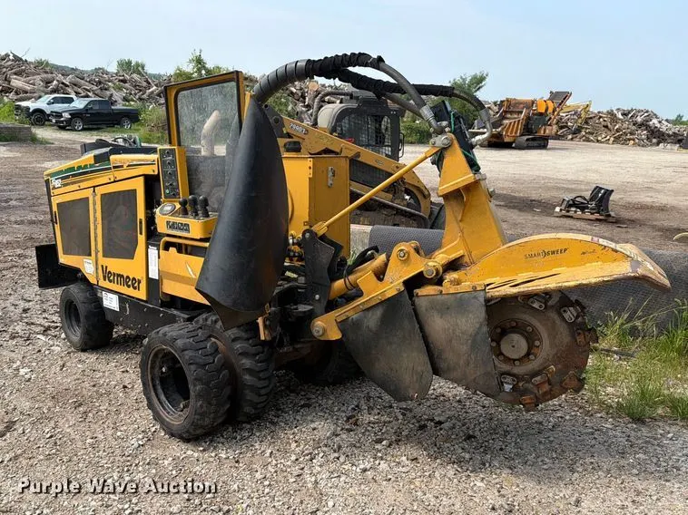 2017 Vermeer SC852 stump grinder
