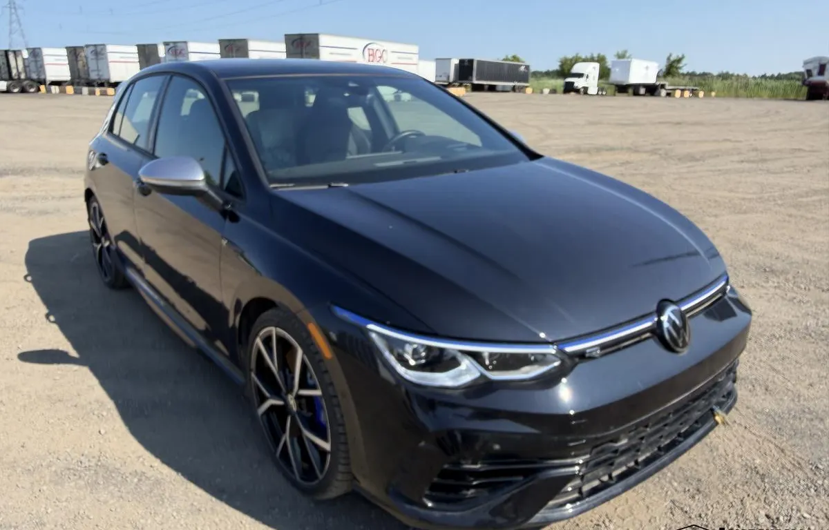 2024 Volkswagen Golf R Base Car