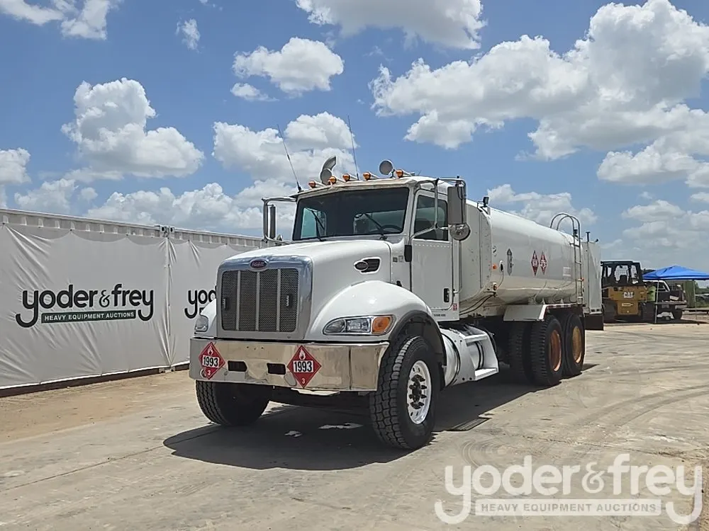 2014 Peterbilt 348
