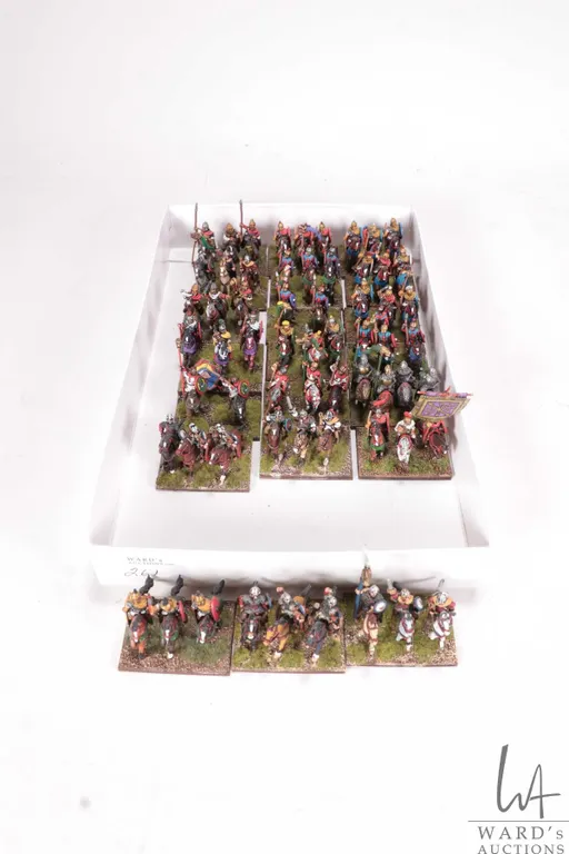 Large selection of what appears to be 15mm Roman cavalry including spearmen, archers, mounted riders