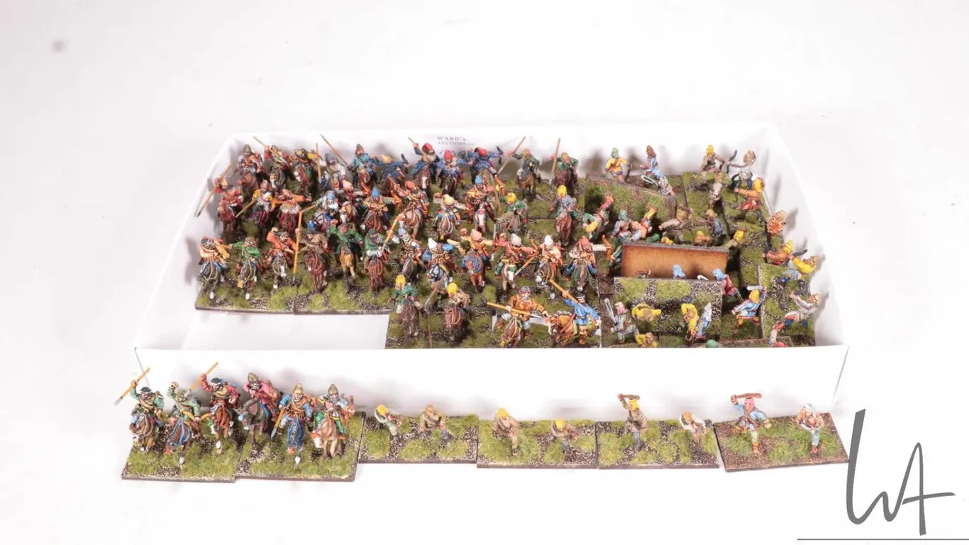 Large selection of what appears to be 15mm possible Sasanid warriors including mounted riders, men w