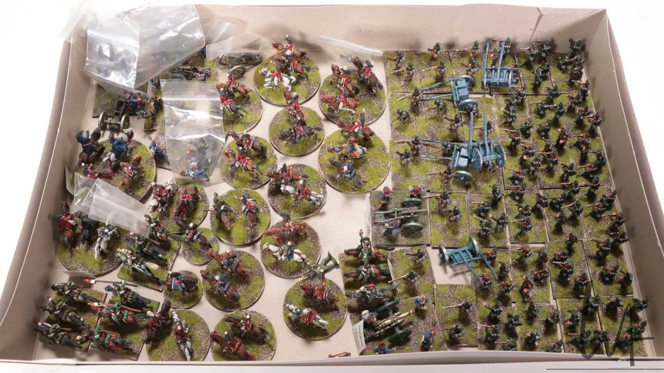 Large selection of what appears to be 15mm Napoleonic Imperial Guard and Waterloo era British soldie