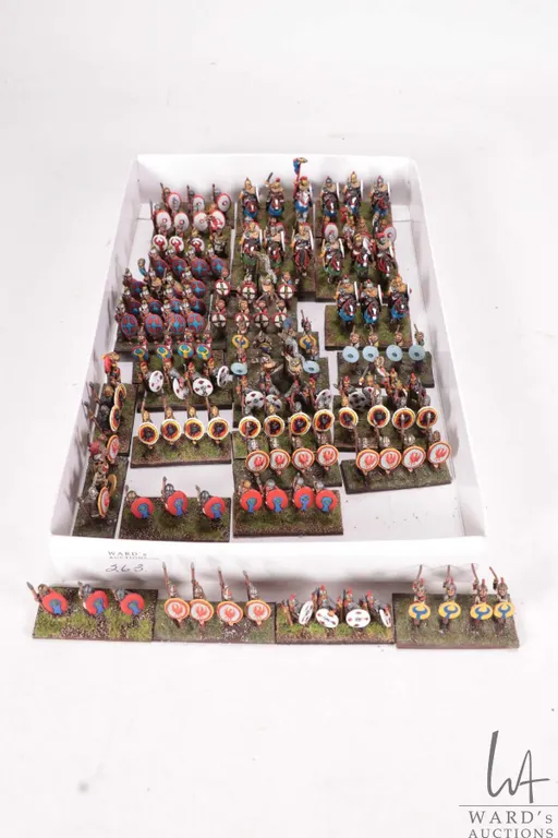 Large selection of what appears to be 15mm models incudling Greek Hoplites and cavalry. Approximatel