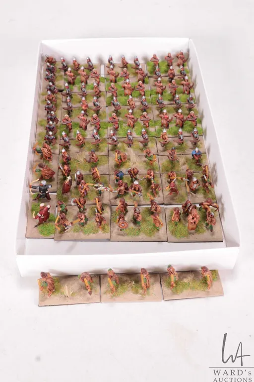 Large selection of what appears to be 15mm Medieval infantry including archers, crossbow men, peasan