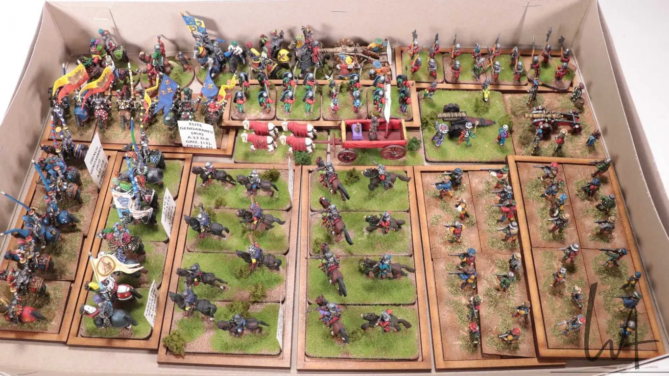 Large selection of what appears to be 15mm miniatures including Lance Spezzate Italian 15th century